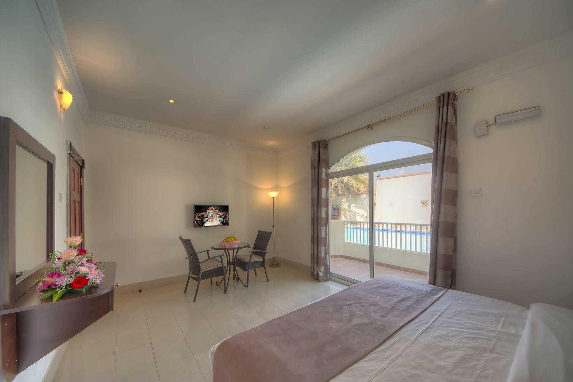 Royal Residence Hotel & Spa Umm al-Quwain Exterior photo